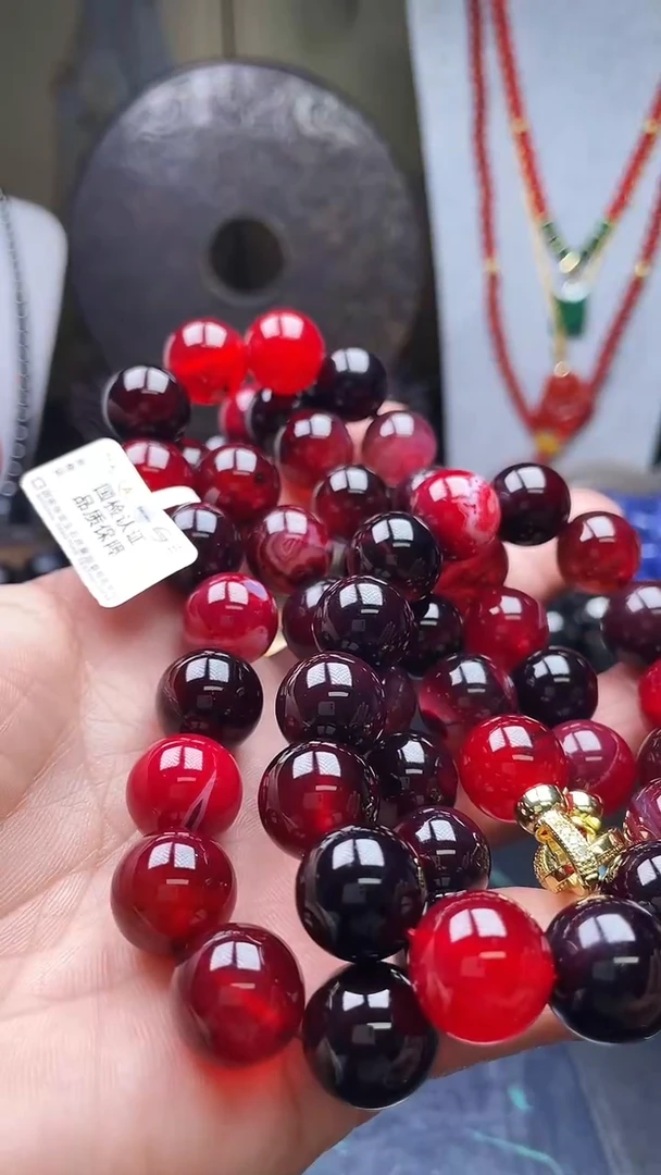 未镶嵌颈饰玛瑙/玉髓天然珠宝血玉【多样性拍一发一】