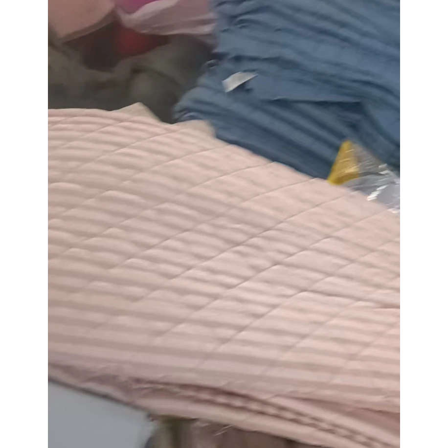 粉色条纹防滑床垫160*200