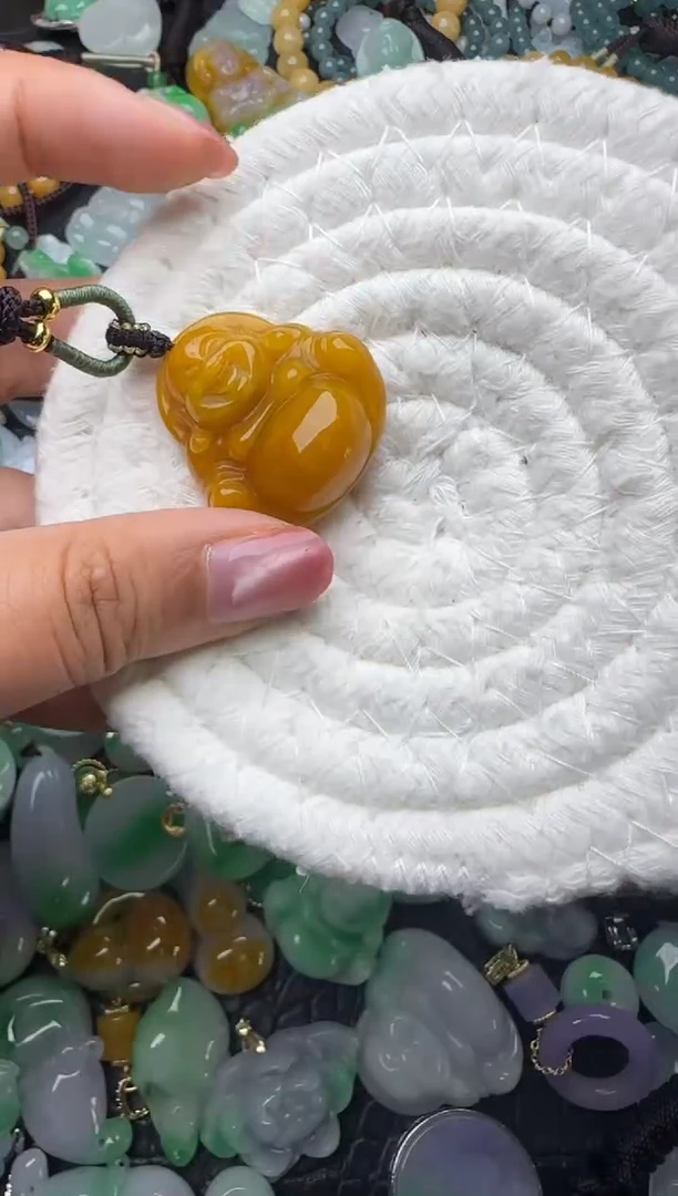 颈饰未镶嵌翡翠缅甸翡翠吊坠