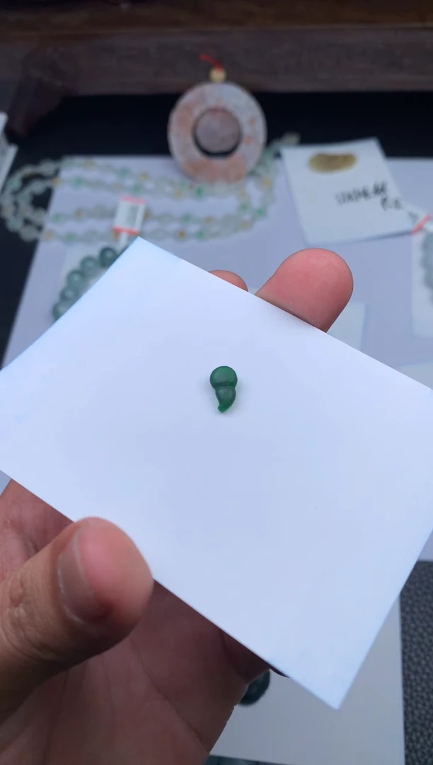 【闪购商品】定制翡翠未镶嵌葫芦