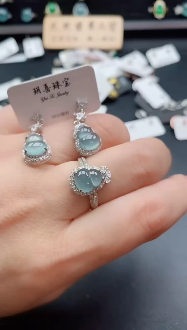 银S925镶嵌戒指翡翠1