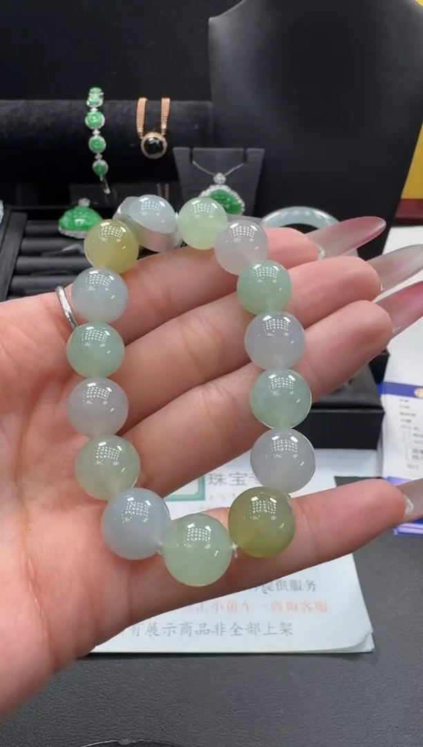 未镶嵌手串翡翠翡翠珠串