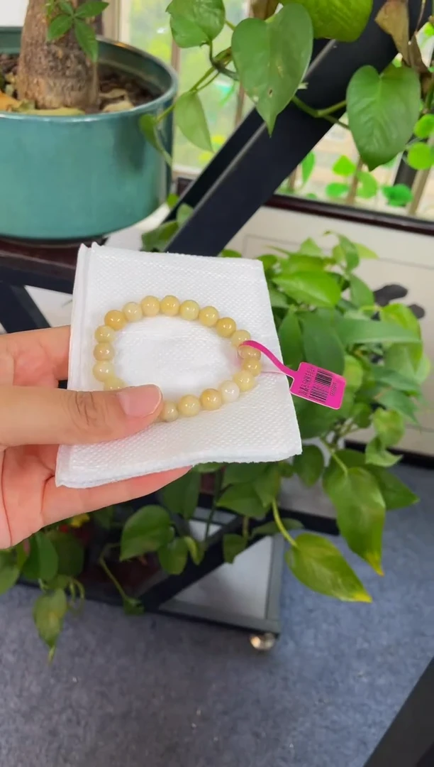 翡翠手镯未镶嵌手串