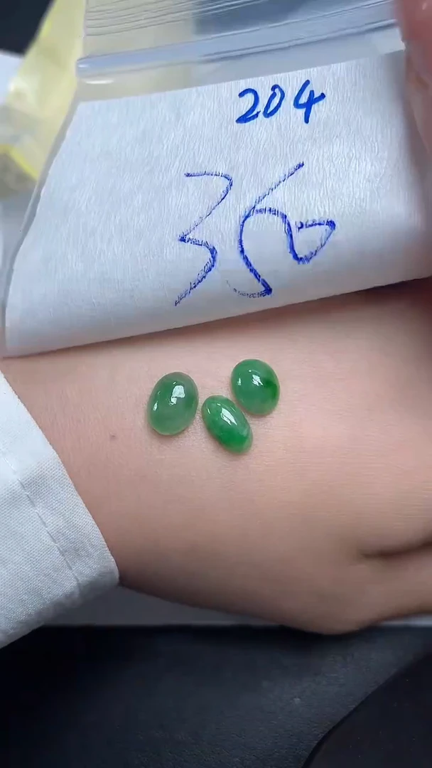 翡翠裸石未镶嵌天然A货204