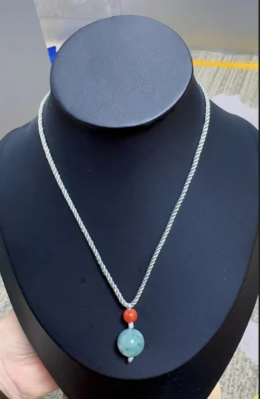 纯天然缅甸翡翠A货圆珠子吊坠