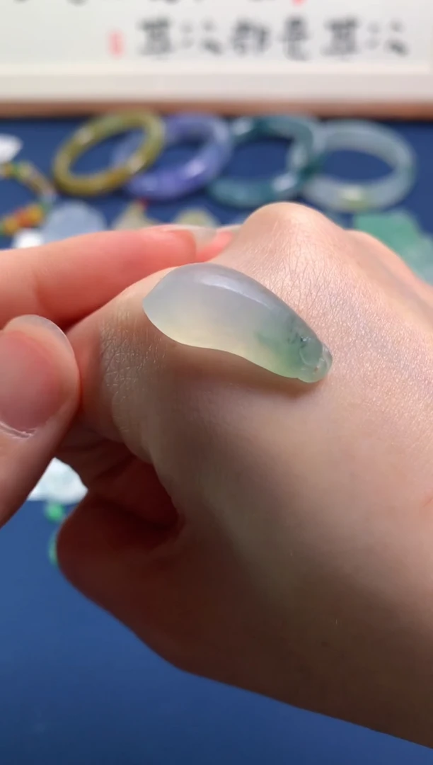 【闪购商品】定制翡翠未镶嵌0900942221