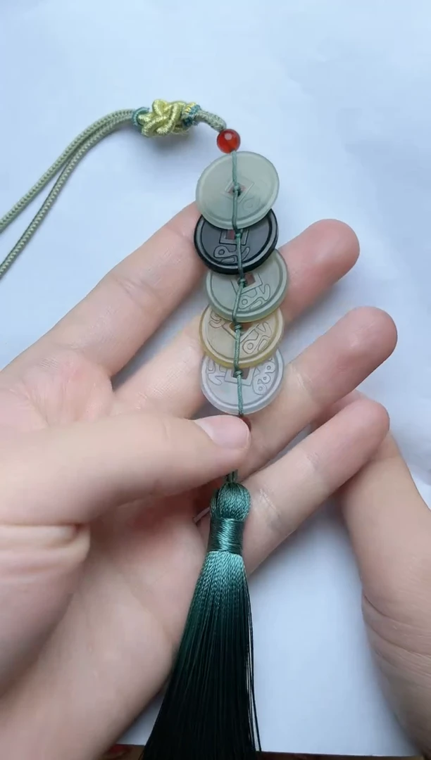 【闪购商品】和田玉挂饰未镶嵌挂链kk