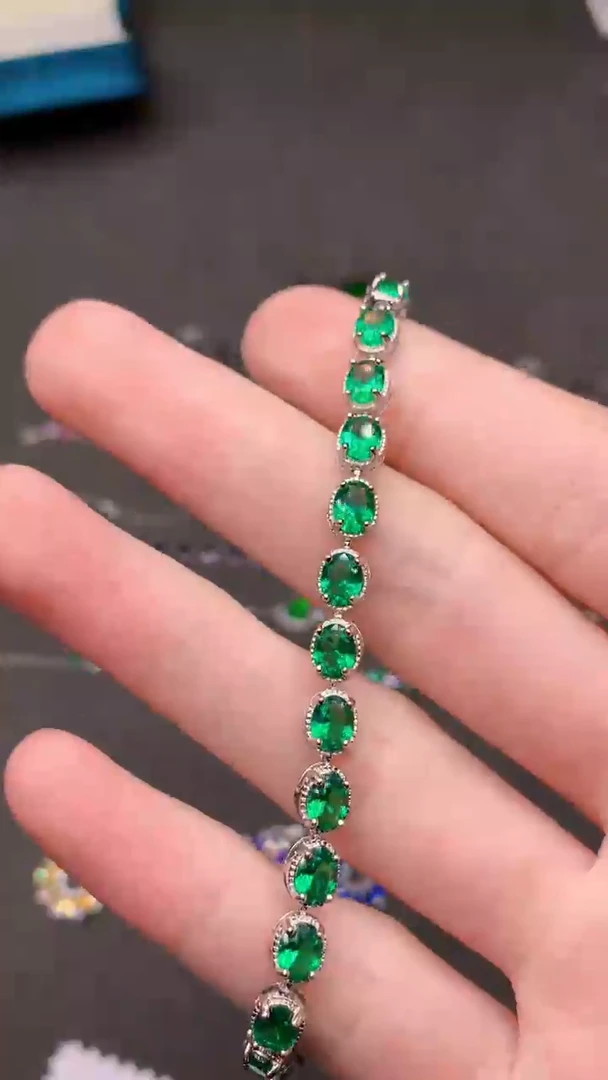 【闪购商品】祖母绿手链银S925镶嵌....