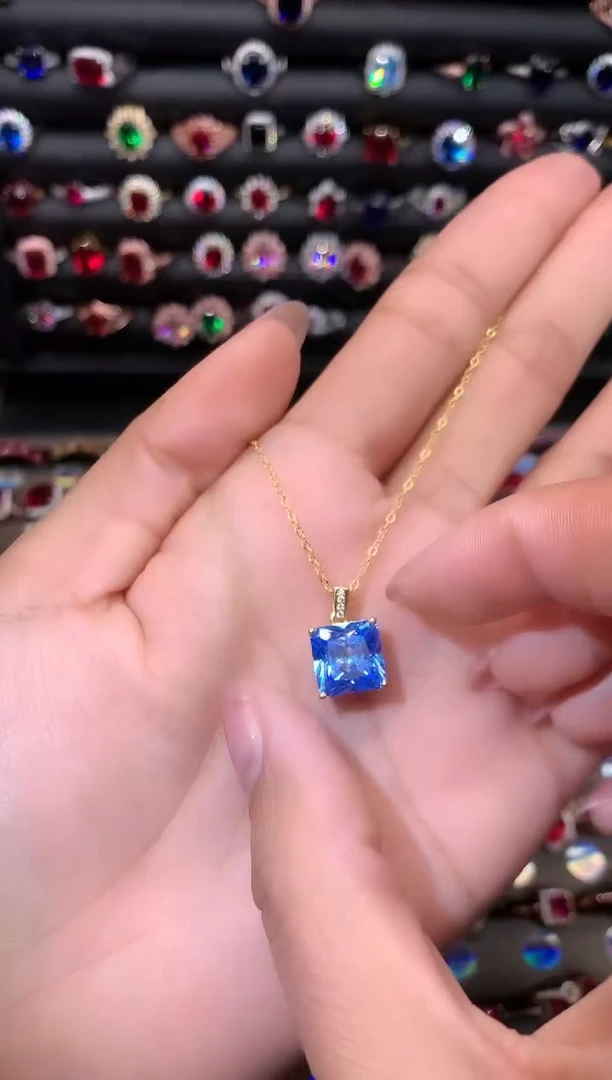 【闪购商品】海蓝宝石吊坠(赠链)银S925镶嵌10