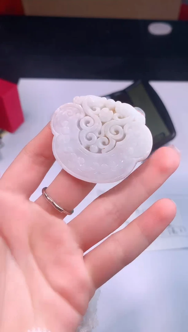 颈饰未镶嵌翡翠0芹0翡翠珠宝738