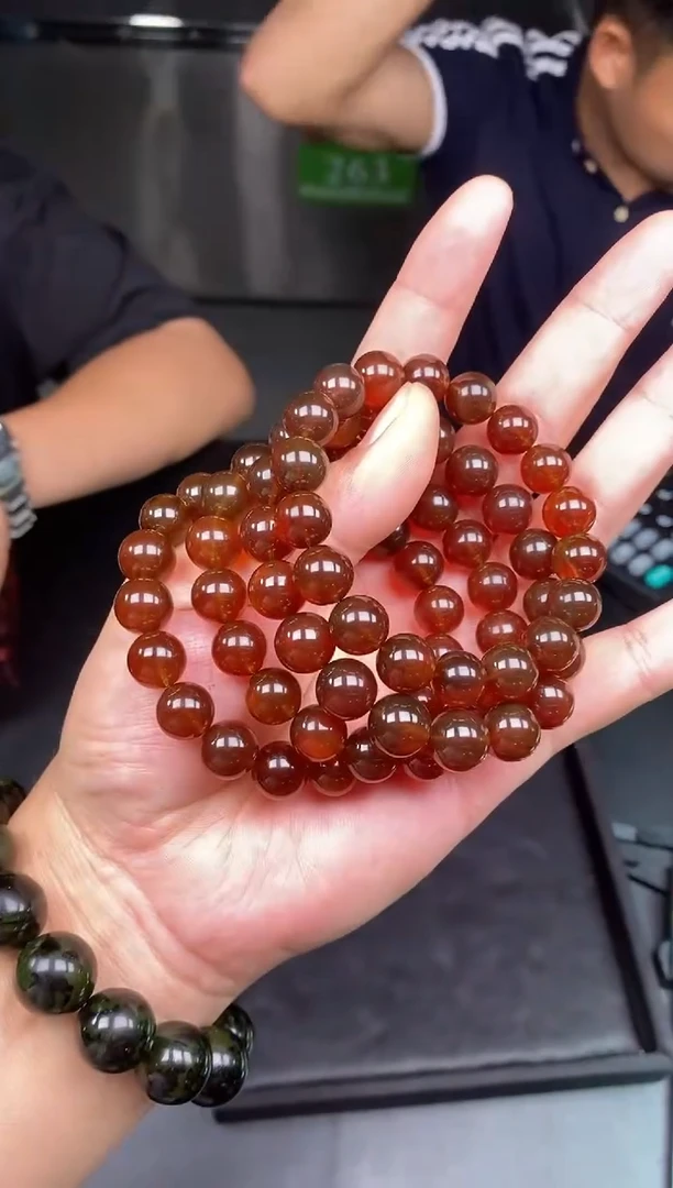 未镶嵌琥珀手串卡11+紫罗蓝黑加仑手串 多样性发其一