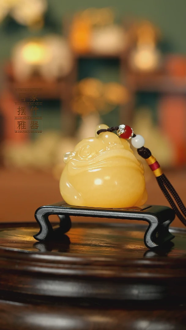 玉《三足金蟾》摆件