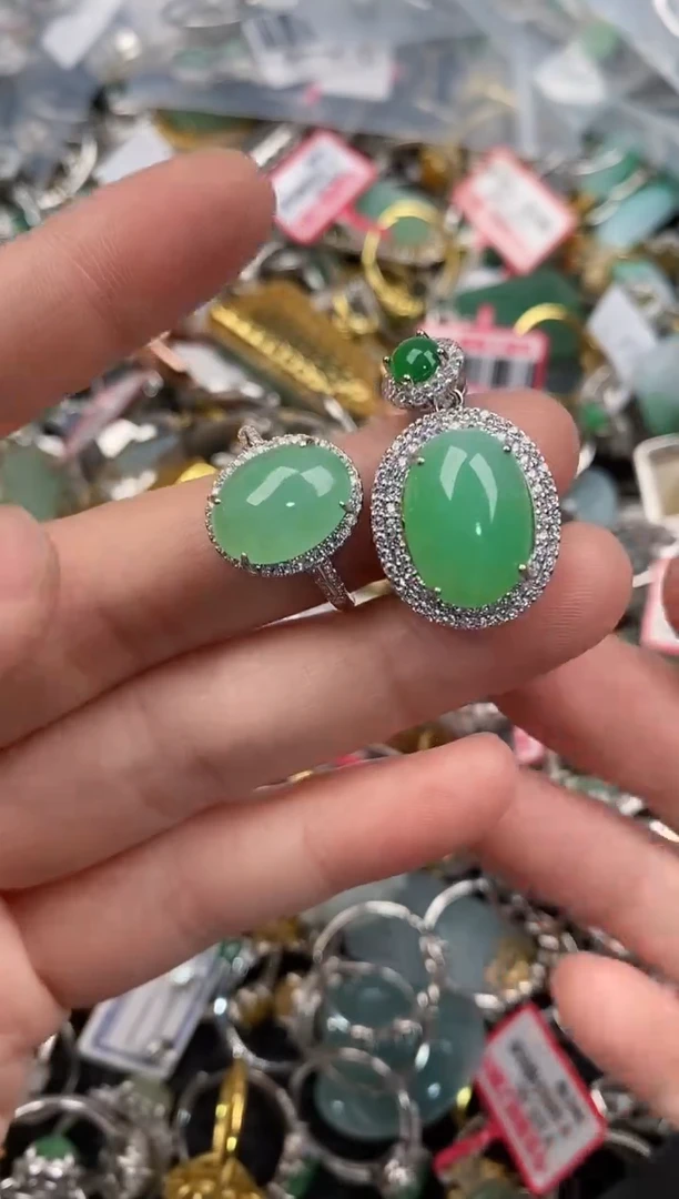 银S925镶嵌戒指翡翠888                 10