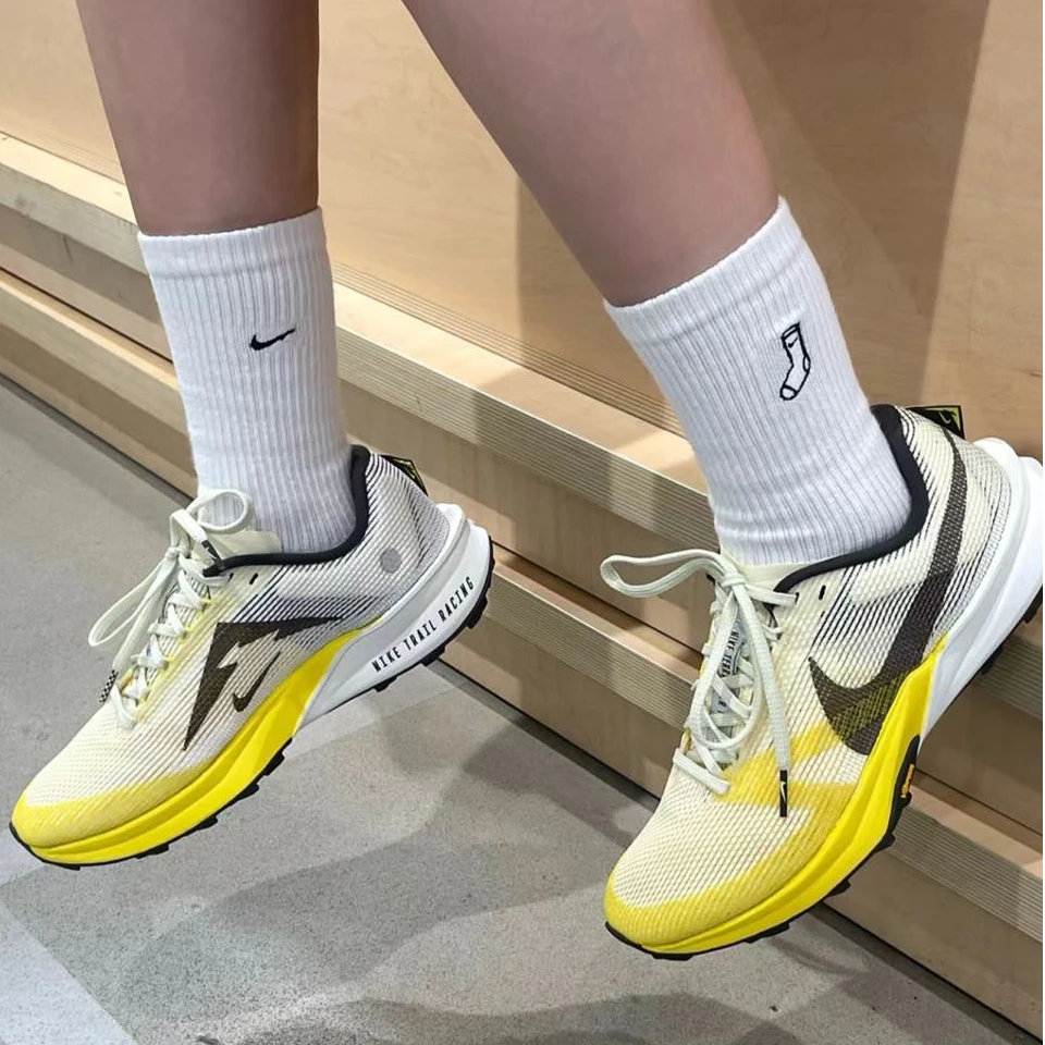 NIKE耐克男子品牌运动鞋NIKE TERRA KIGER 10跑步鞋FV3929-700