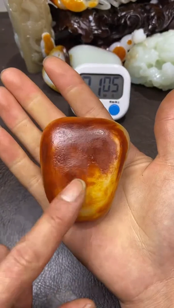 未镶嵌和田玉摆件知****…和田玉