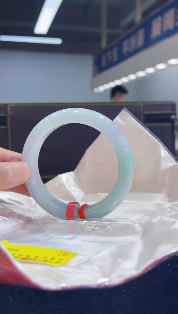 未镶嵌手镯翡翠16