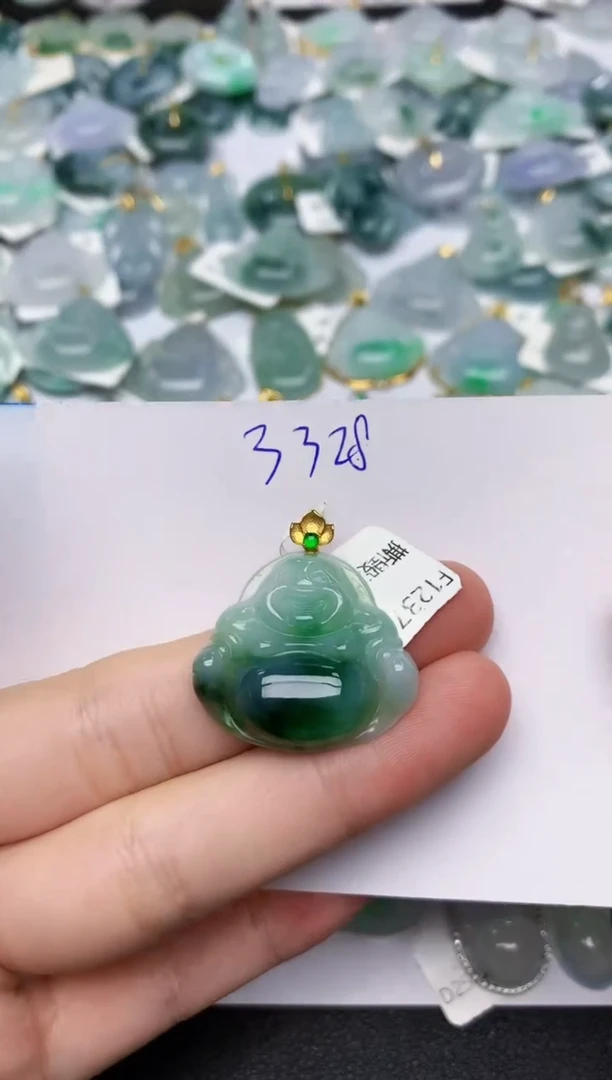 颈饰18K金镶嵌翡翠天然缅甸A货翡翠百元以上9元证书费自理