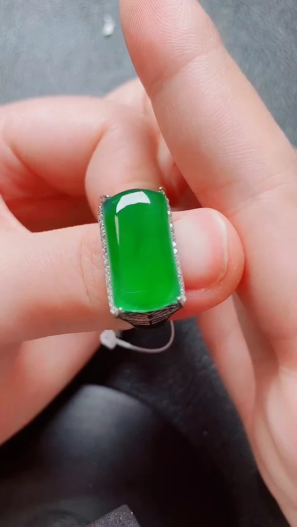翡翠戒指银S925镶嵌翡翠