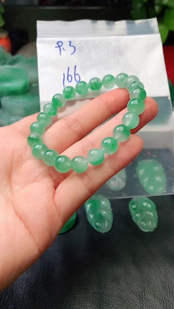 定制石英质玉（非洲翠）手串9.3mm