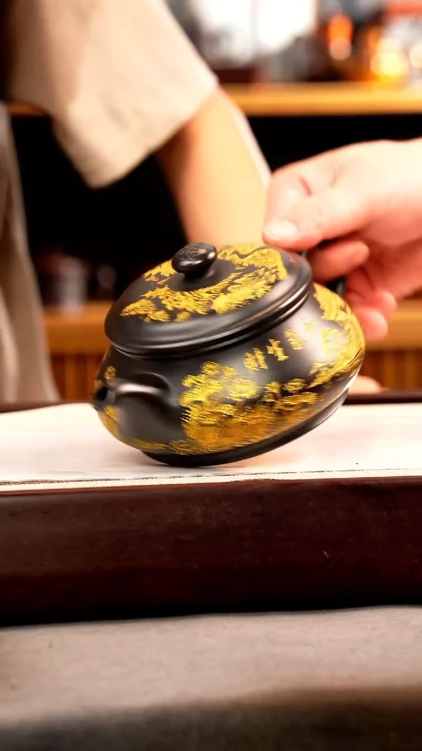 茶壶紫砂石黄 明炉 和气生财 描金