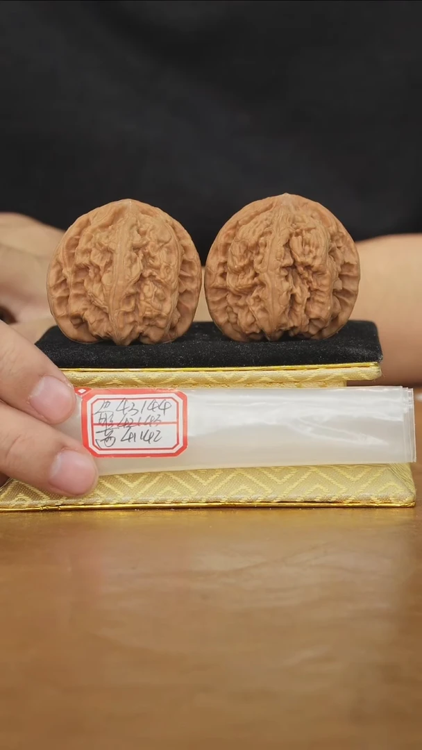 把件文玩核桃非嫁接大粗筋有修