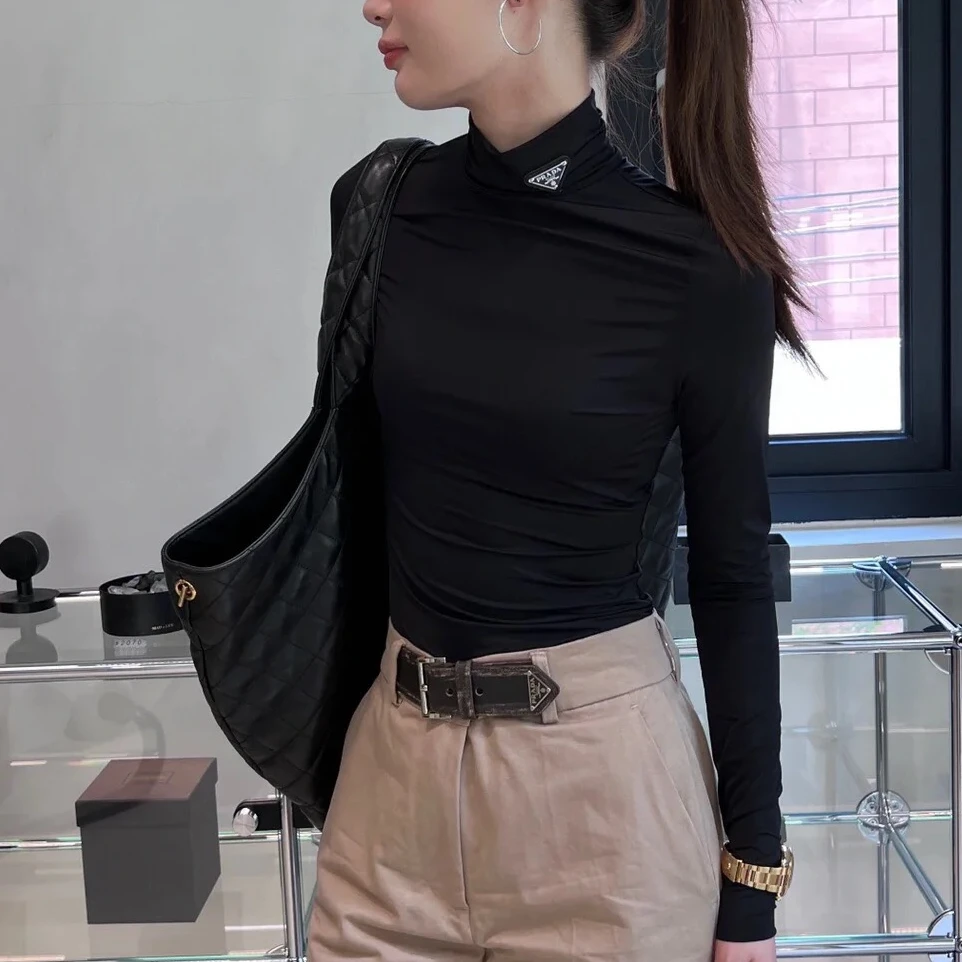 未使用 Prada/普拉达 三角标长袖高领T恤/M