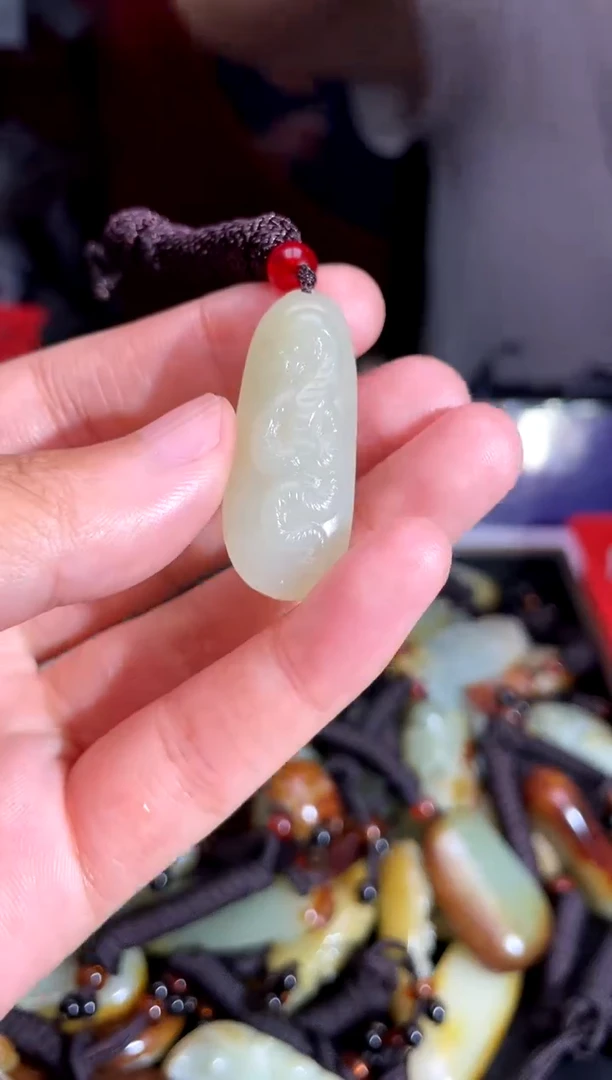 和田玉未镶嵌挂件1