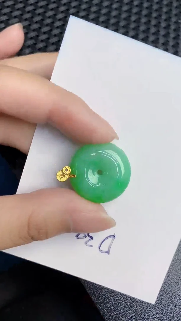 翡翠未镶嵌颈饰天然緬甸A貨翡翠