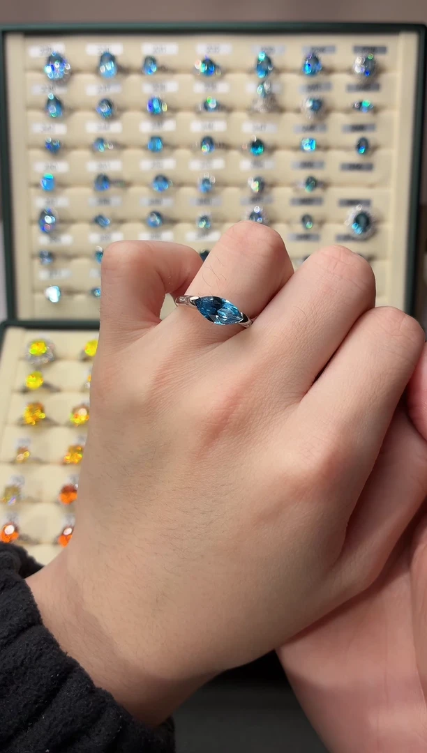 银S925镶嵌戒圈海蓝宝石00000