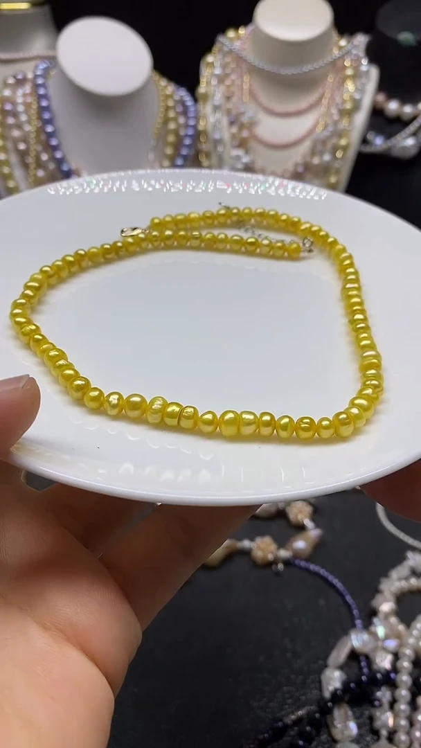 颈饰未镶嵌淡水珍珠多人