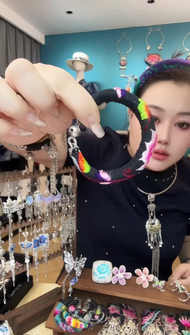 刺绣纯手工民族风刺绣耳环