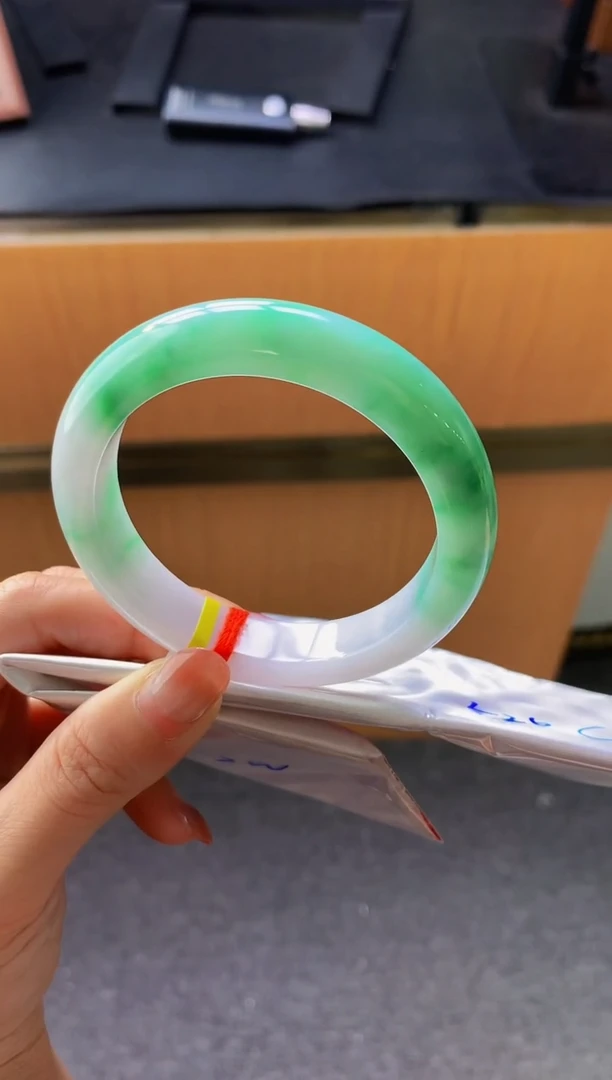 未镶嵌手镯翡翠-L26 圈口56.5