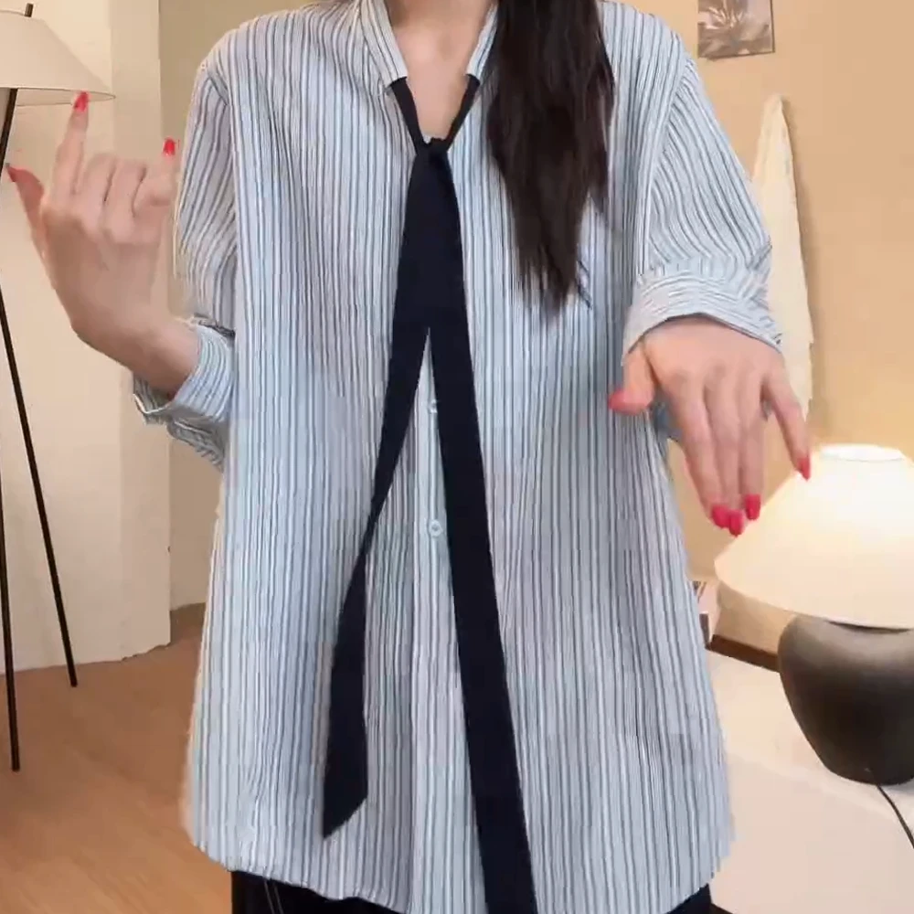 上衣初秋季衬衫休闲条纹洋气百搭衬衫女C5803