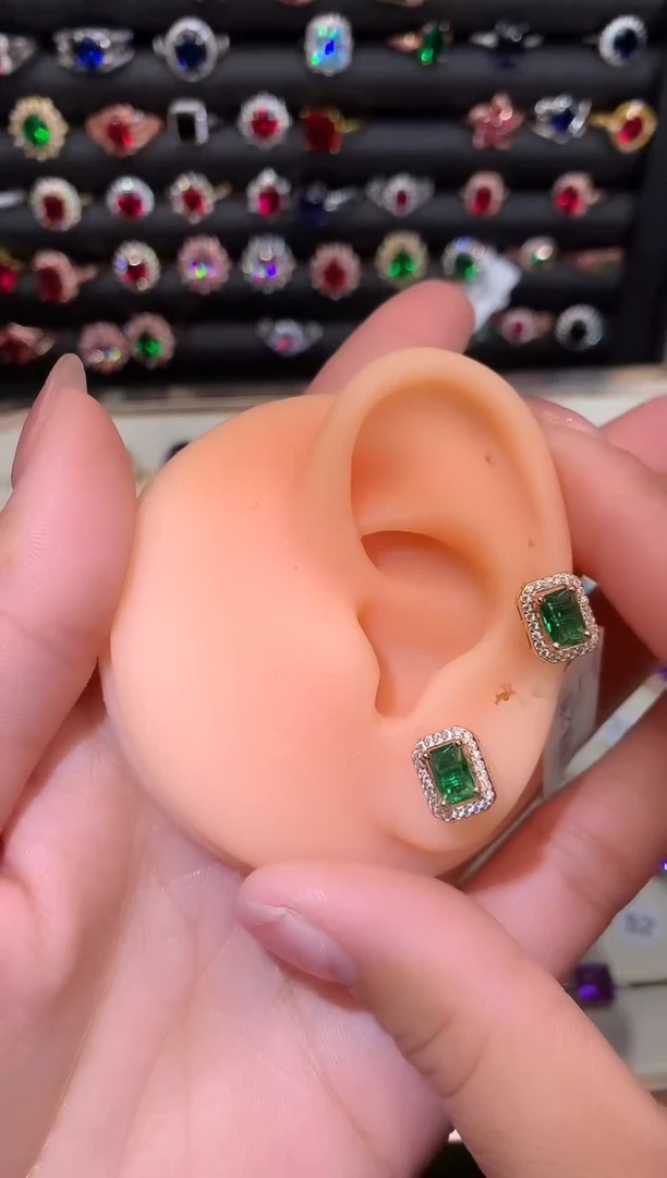 【闪购商品】透辉石耳饰银S925镶嵌57玫瑰金