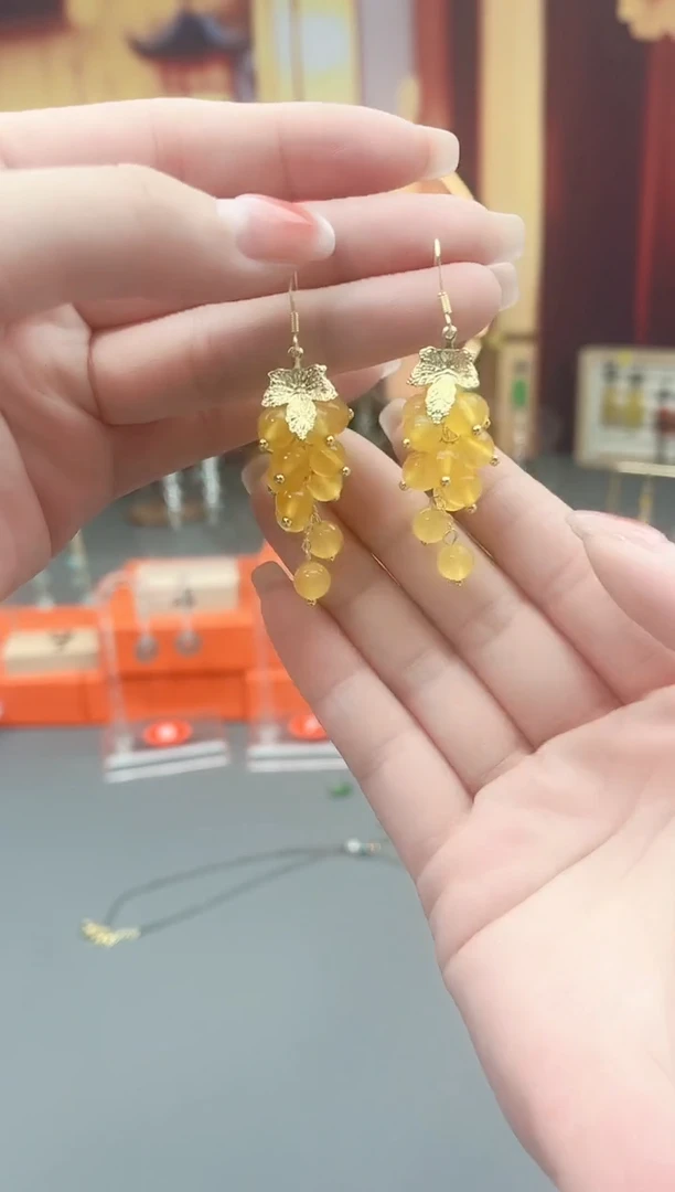 未镶嵌耳钉玛瑙/玉髓210