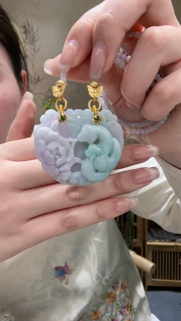 【闪购商品】翡翠颈饰未镶嵌吊坠