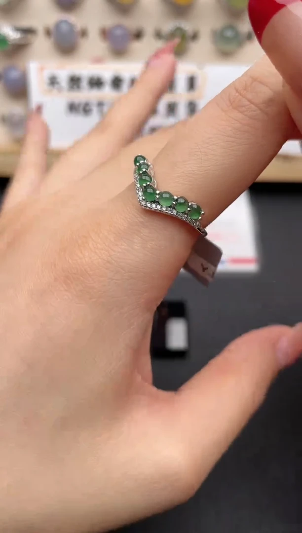 【闪购商品】翡翠戒指银S925镶嵌一物一证一礼盒