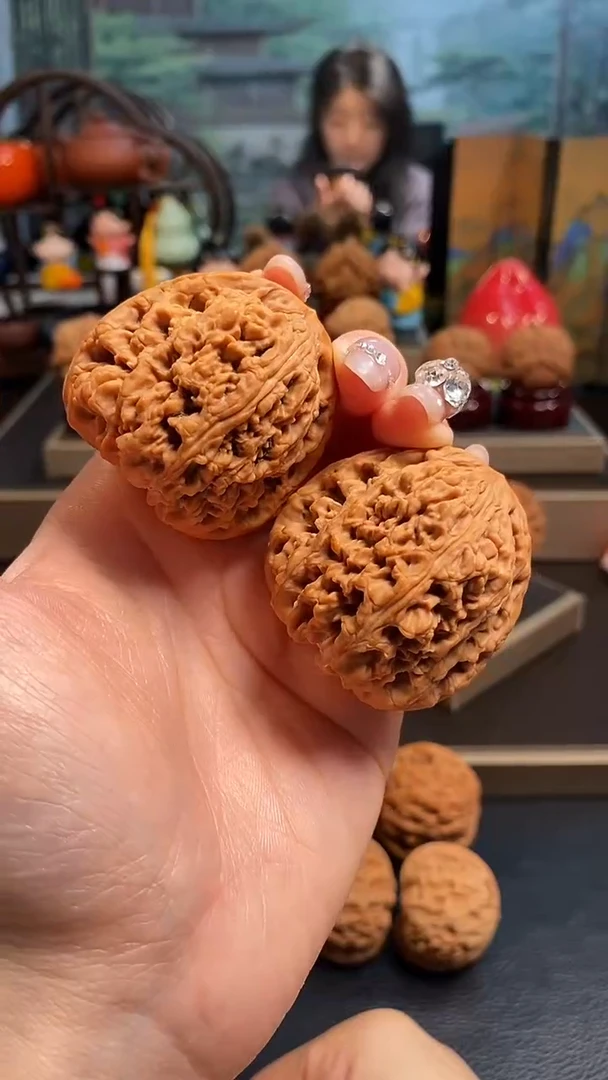 【闪购商品】文玩核桃吊坠K354南疆石44