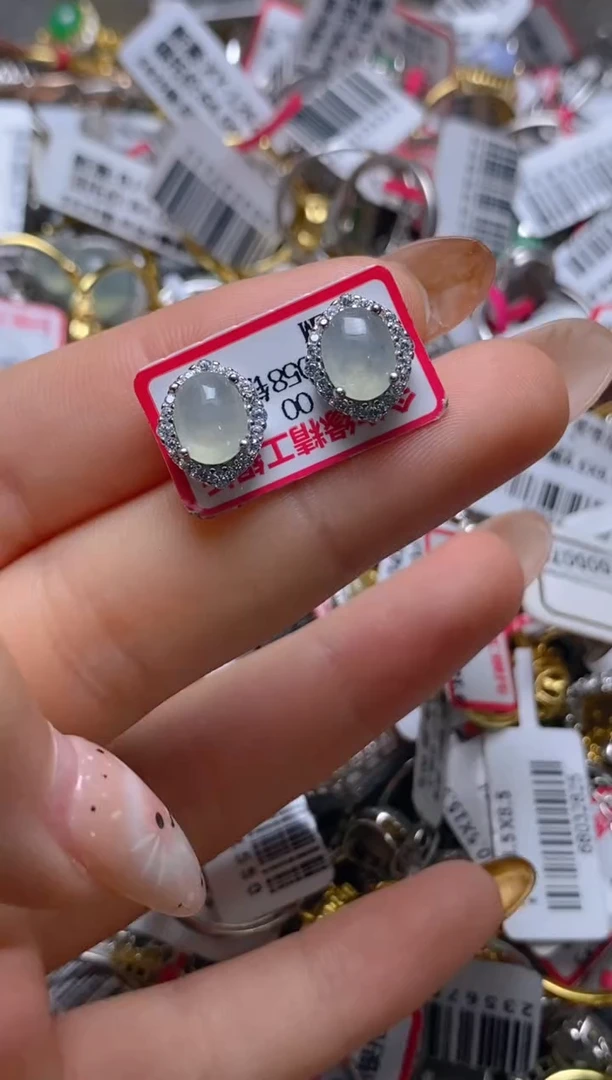 银S925镶嵌戒指翡翠百内无证书