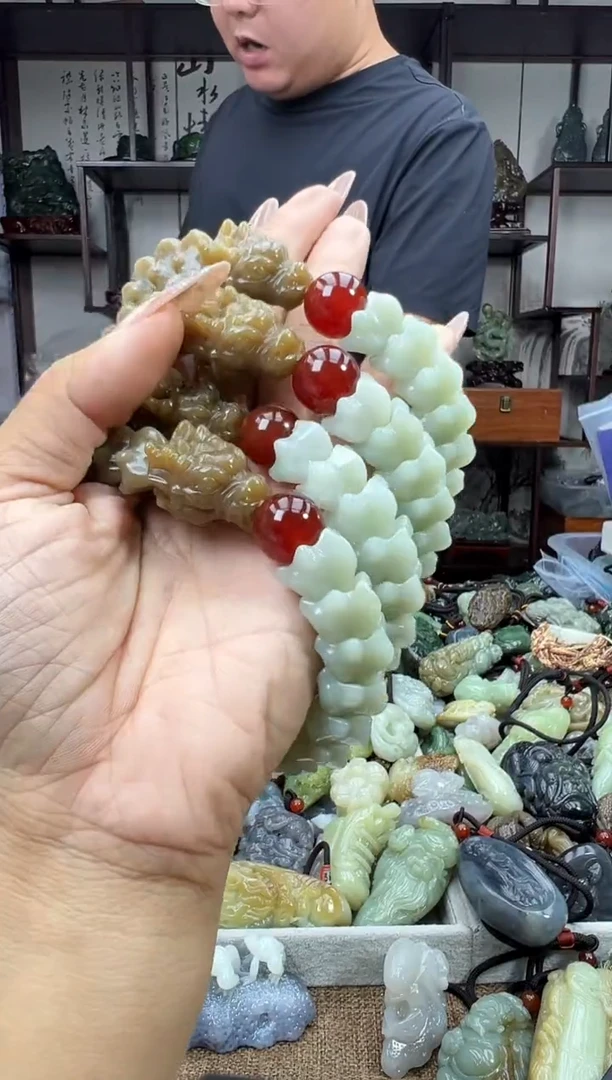 未镶嵌和田玉把件多样性发货 拍一发一