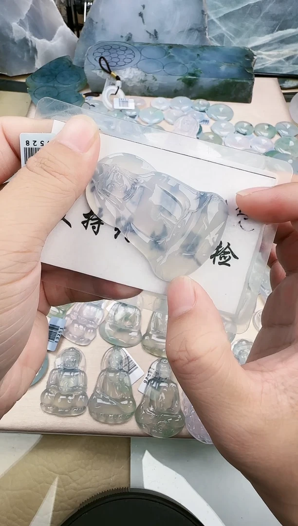 翡翠未镶嵌颈饰缅甸翡翠a货