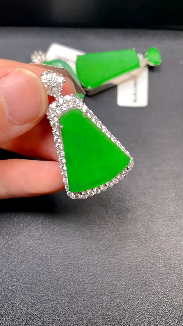 吊坠(不含链)银S925镶嵌翡翠dz