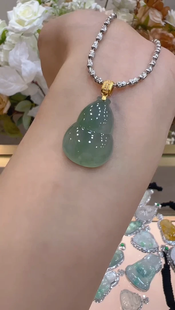 翡翠18K金镶嵌吊坠(不含链)多样性团购发一件（不含链）