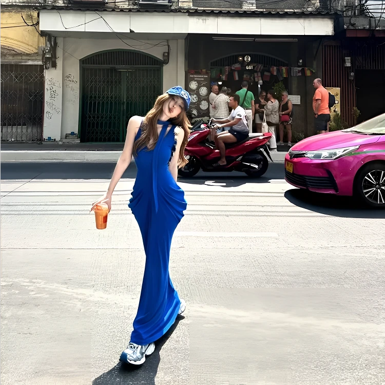 向晚·人均沙漏腰复古修身中长款吊带连衣裙女收腰显瘦度假长裙夏