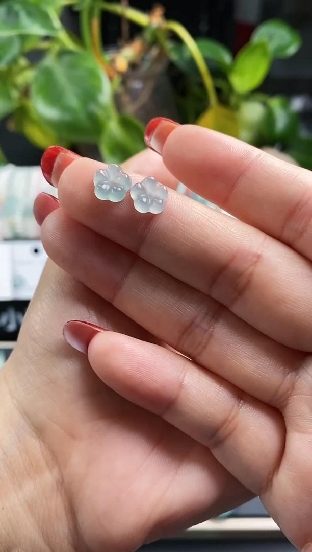 【闪购商品】翡翠裸石翡翠小花