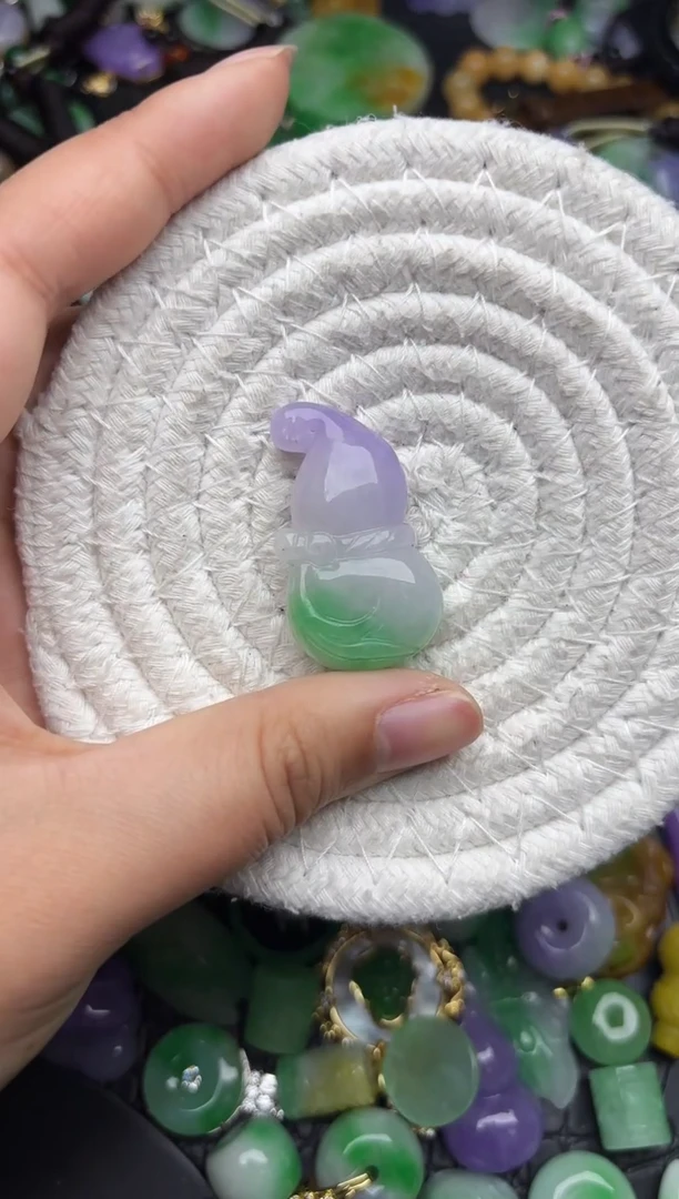 颈饰未镶嵌翡翠缅甸翡翠吊坠