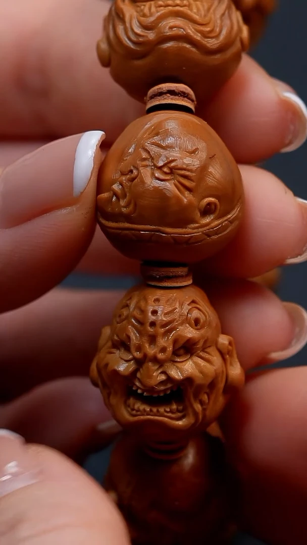 【闪购商品】橄榄核手串双面恶僧