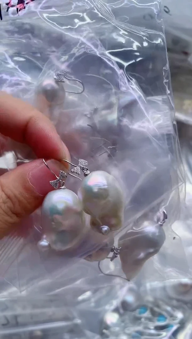 银S925镶嵌淡水珍珠耳饰多样性发其一，非无暇