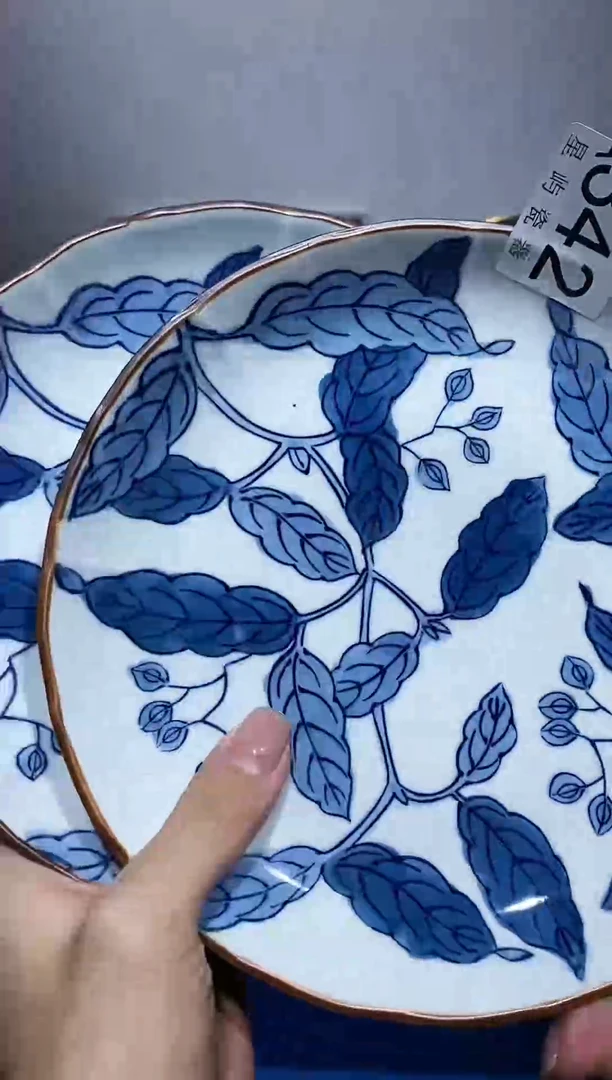 瓷片红****?闪购满25包邮，不够可延发