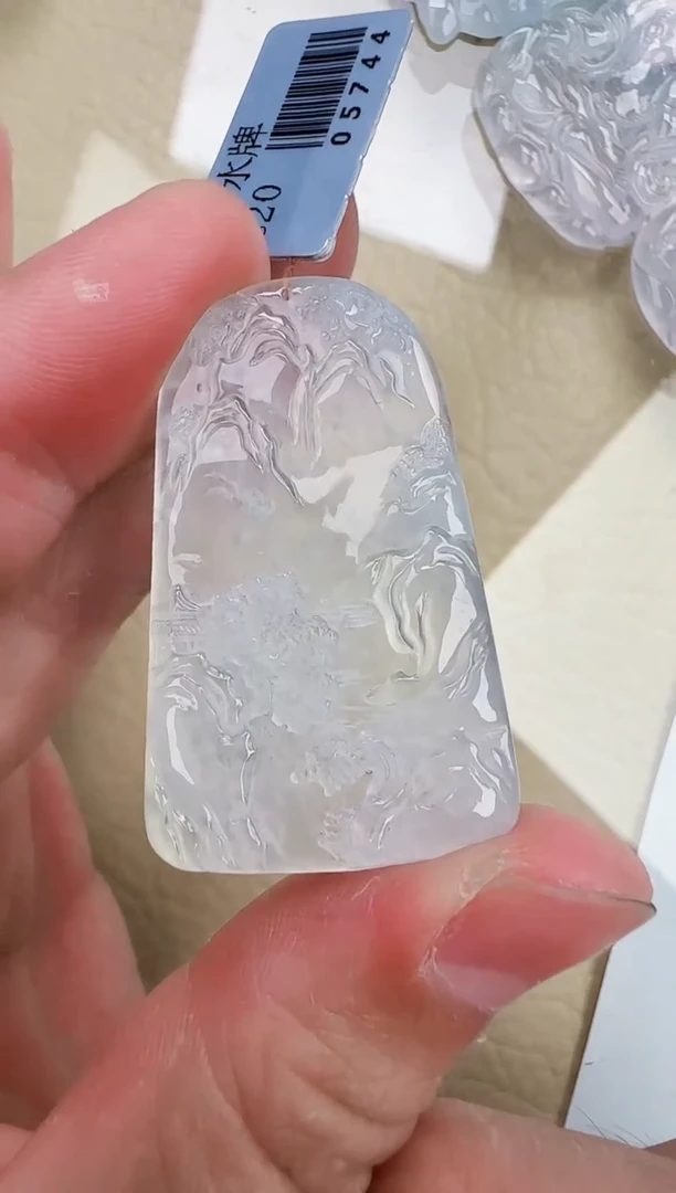 翡翠未镶嵌颈饰缅甸翡翠a货
